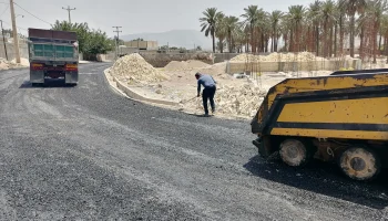 ادامه آسفالت معابر رستاق توسط شهرداری خیابان فرهنگ